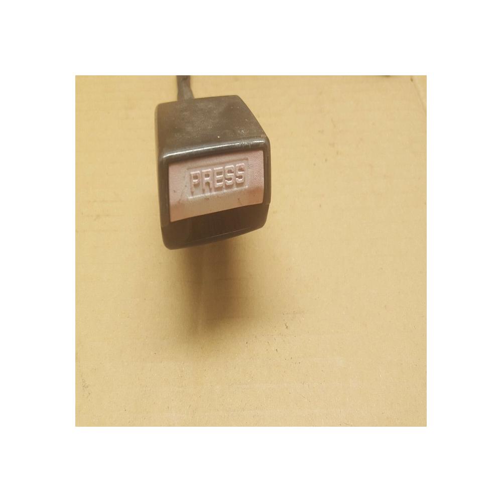 Attache ceinture avant droit occasion CITROEN SAXO