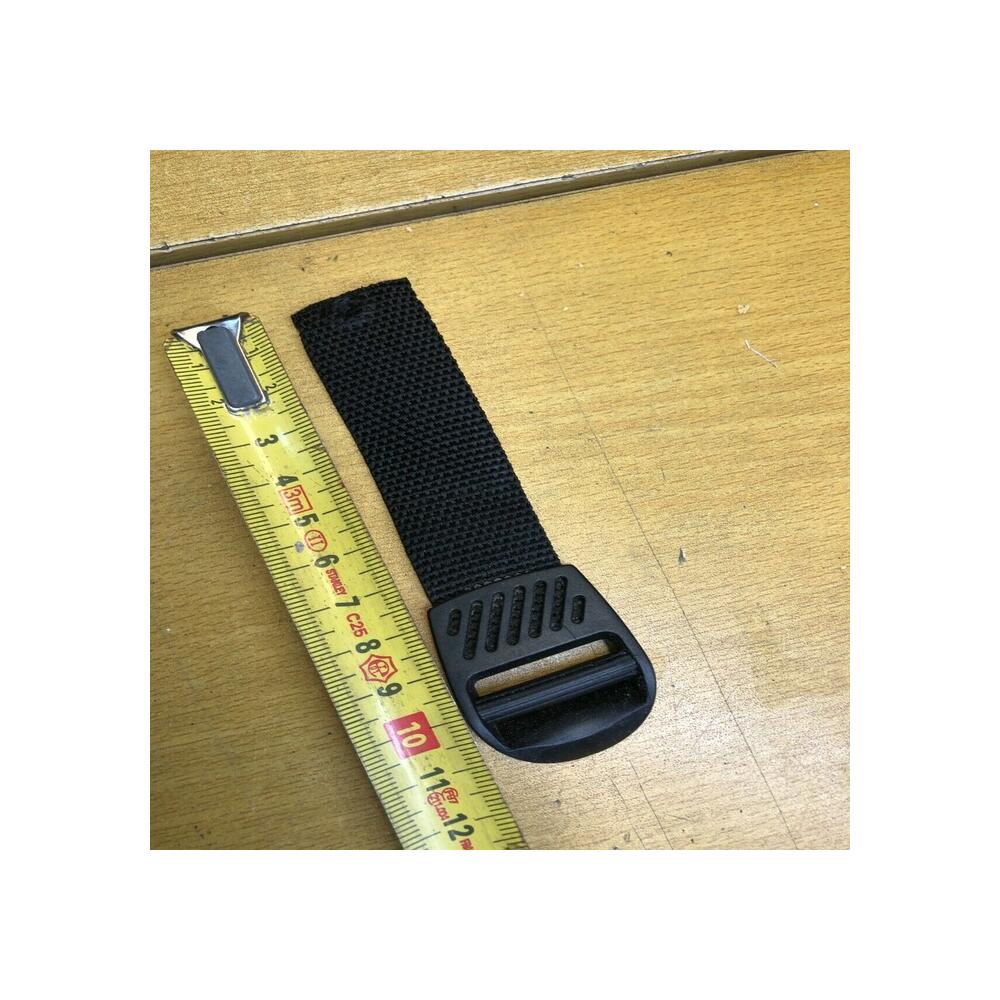 attache sangle réparation tapis sacoche réservoir  bagster