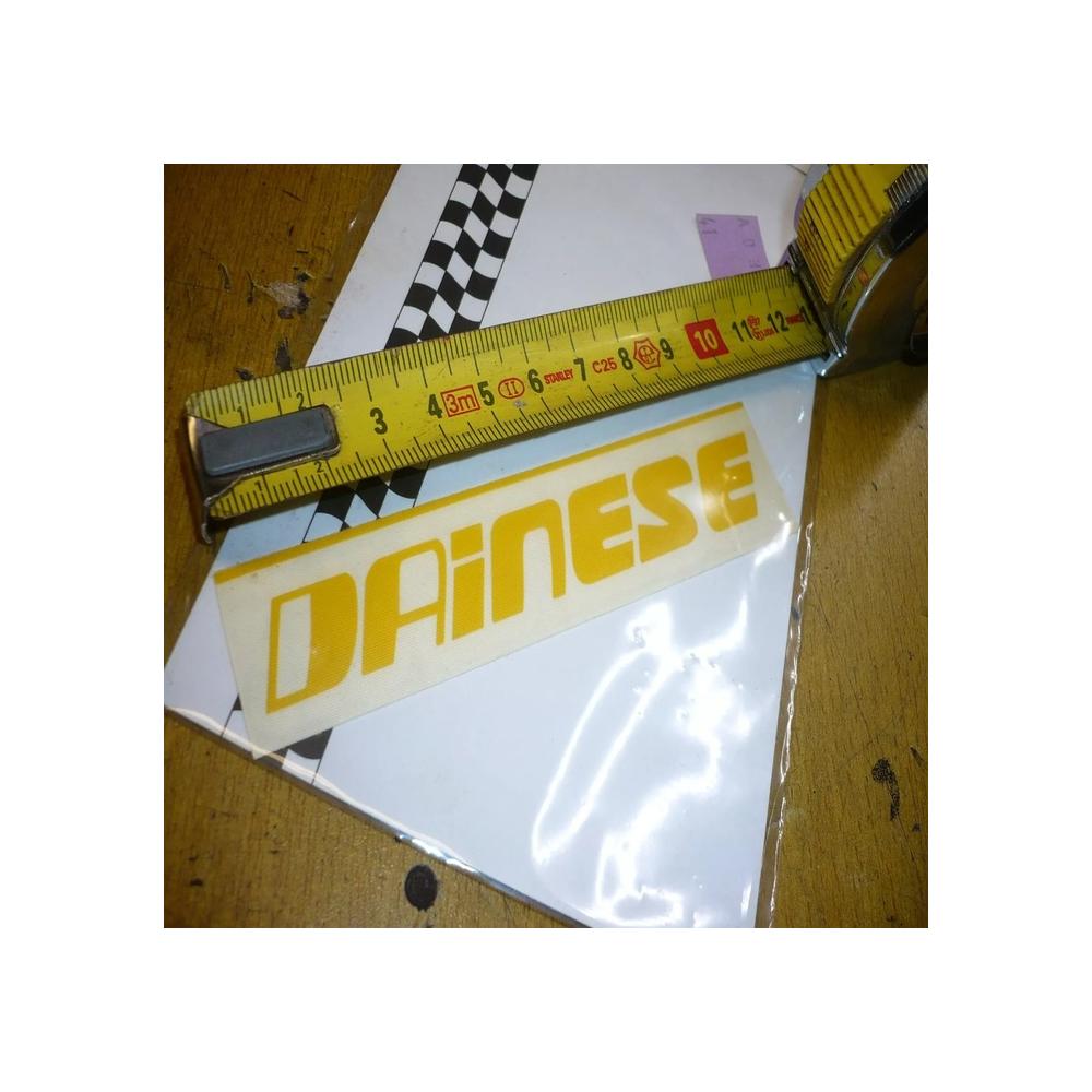 autocollant dainese jaune 10 cm  DESIGN BY MERYT