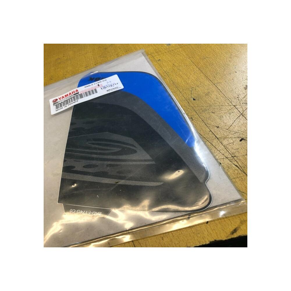 autocollant garphic 3 gauche yamaha 2ad-f174g-c0 cs 50 z mach g 2015
