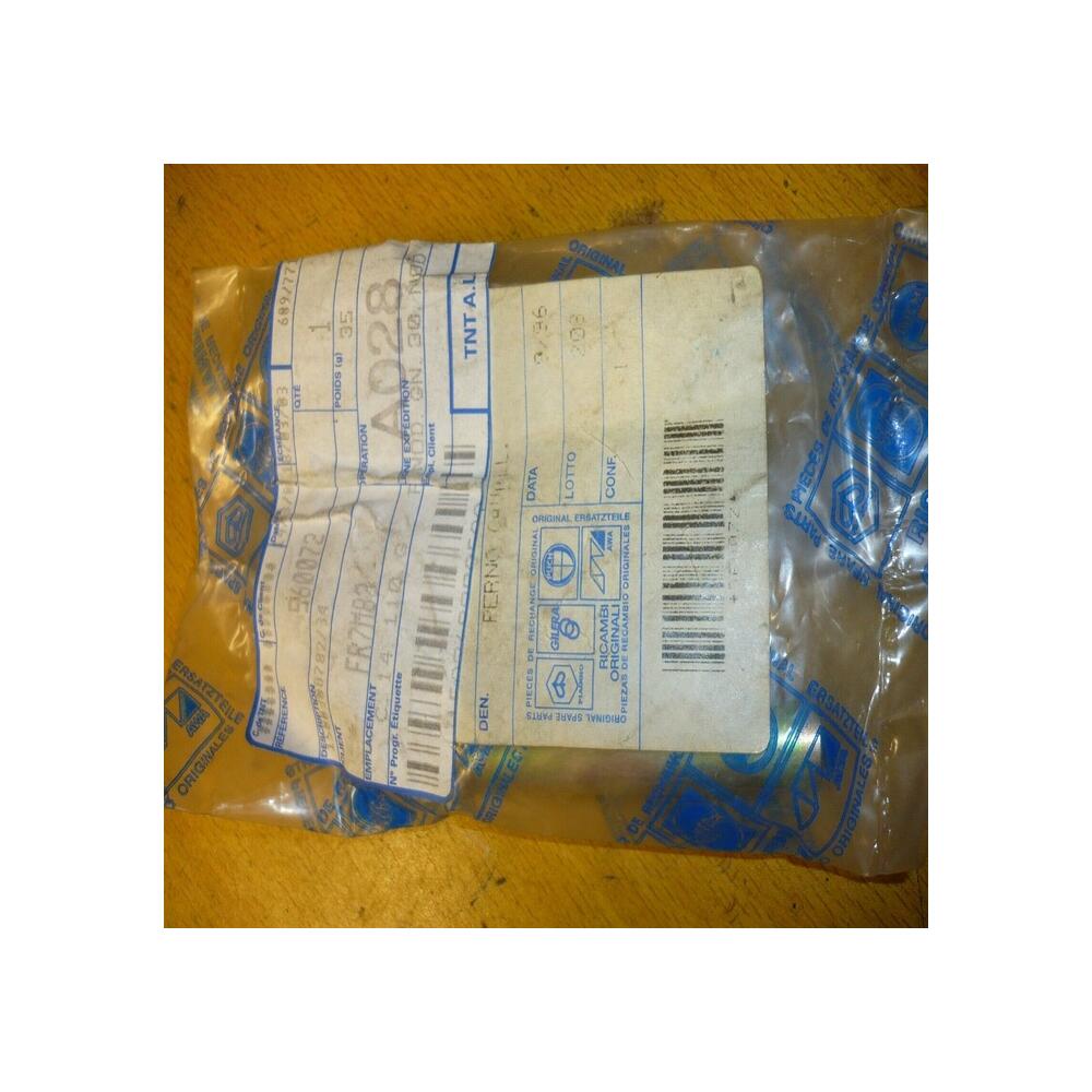 axe de bequille centrale  piaggio ciao 50 560072