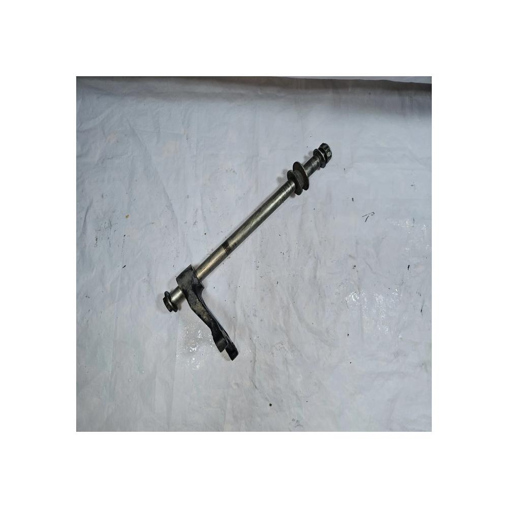 AXE ROUE ARRIERE SUZUKI GSX1100G GSXG 1991-1996 GV74A