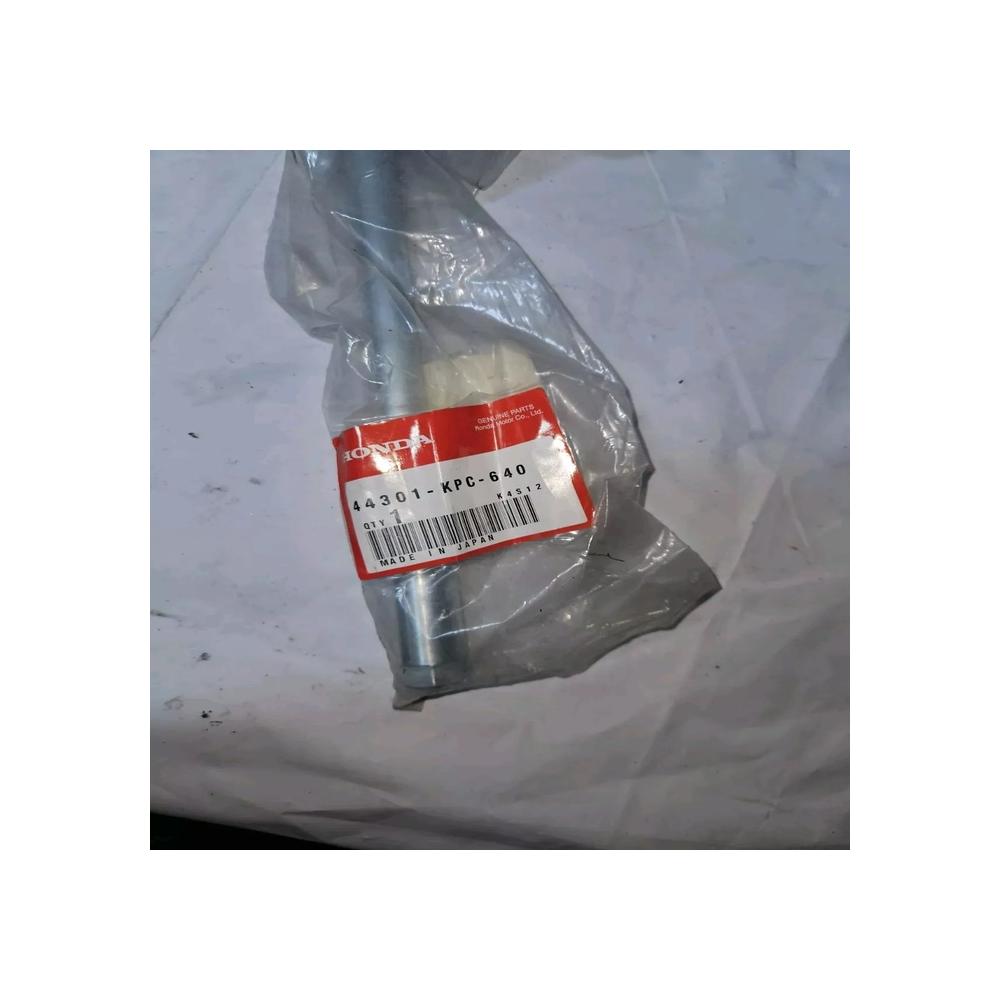 AXE ROUE AVANT VARADERO 125 44301-KPC-640 PIECE ORIGINE HONDA