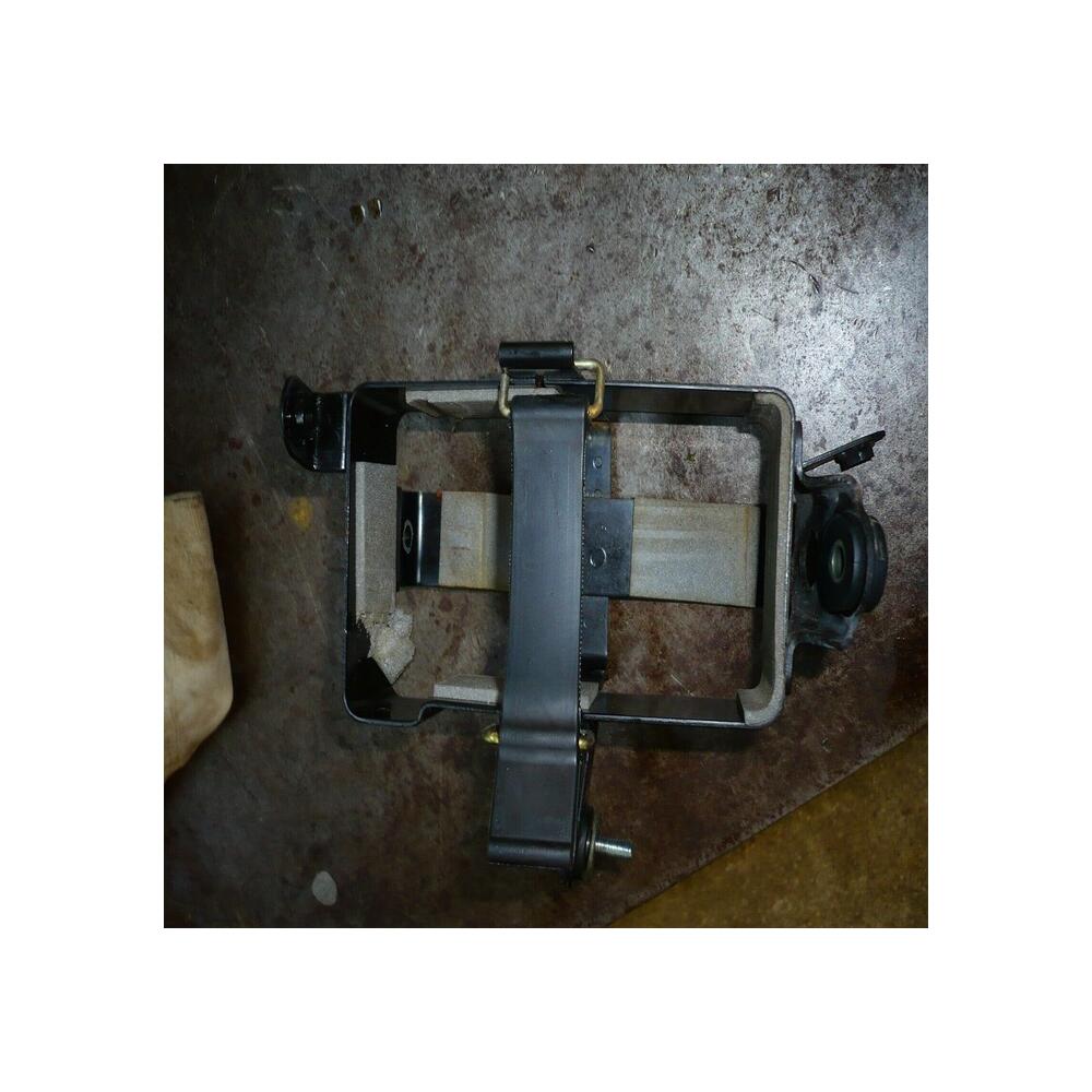 bac a batterie  suzuki DR 125 1994 a 2002 df 125 1999 2000 df 200 1996 1999