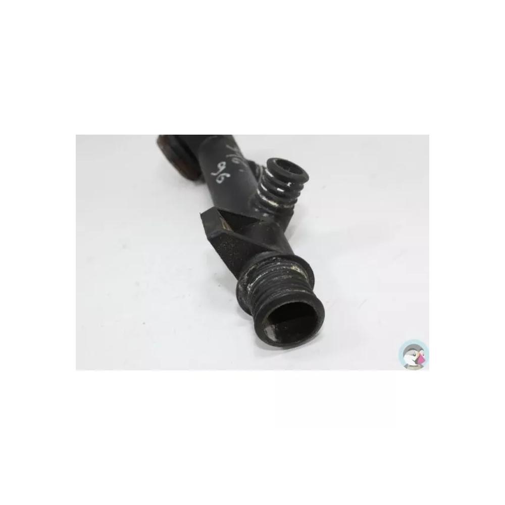 BMW 316i n°29 Bride de liquide de refroidissement