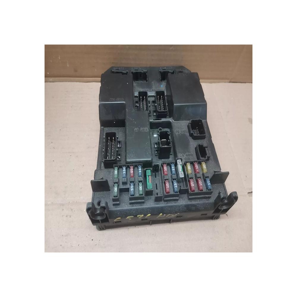 BOITIER BSI VALEO CITROEN C5 307 2.0L HDI REF 9651197580