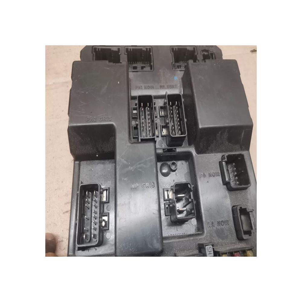 BOITIER BSI VALEO CITROEN C5 307 2.0L HDI REF 9651197580