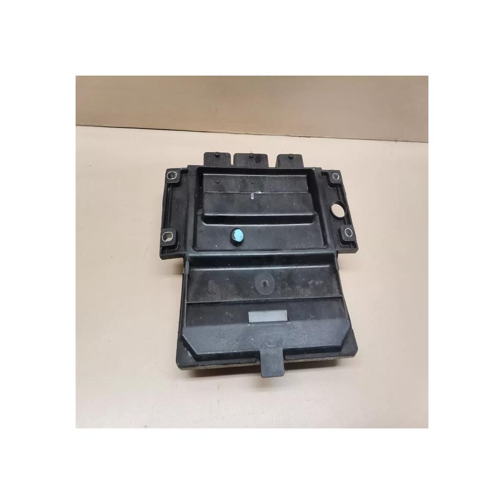 BOITIER CALCULATEUR MOTEUR RENAULT CLIO 2 1.5 DCI REF 8200767242