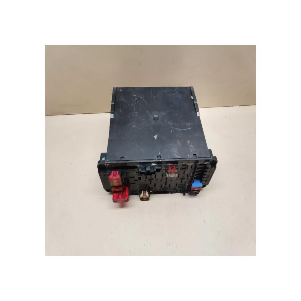 BOITIER FUSIBLE RELAIS SAM Mercedes W203 REF 2035451701