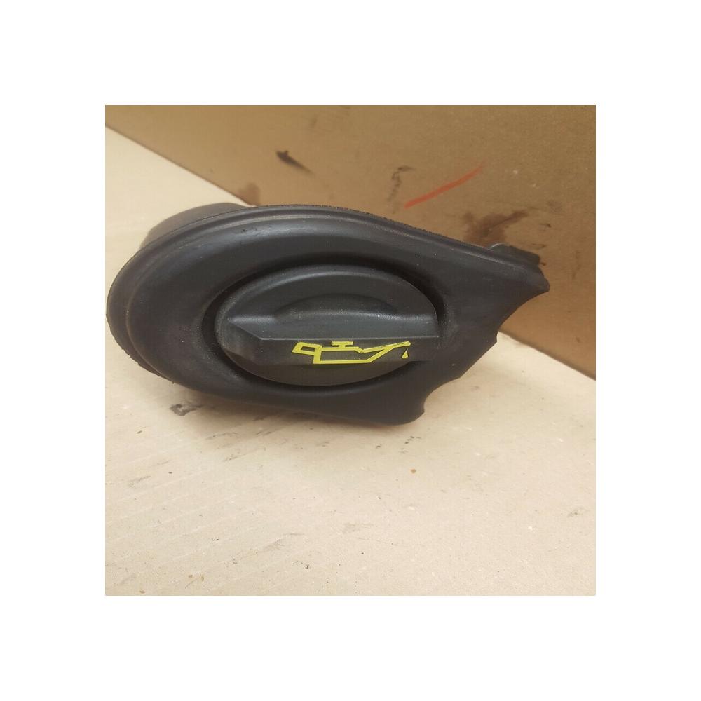 bouchon de remplissage d'huile Peugeot 806 citroen evasion C8 2.0 hdi 1180j9