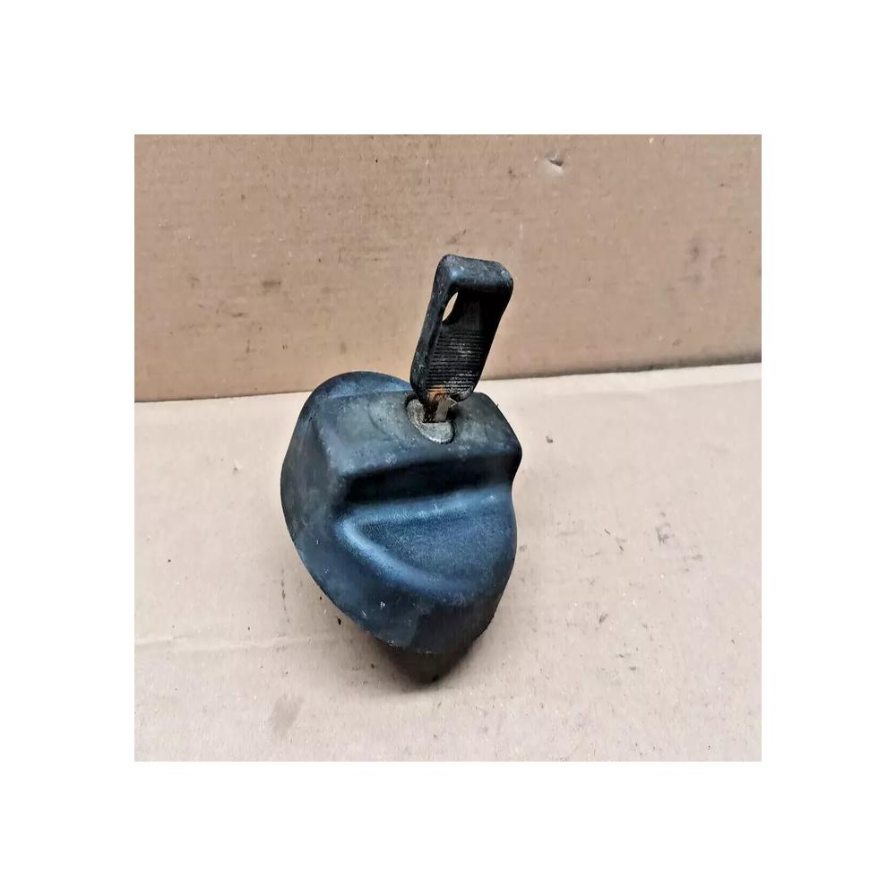 BOUCHON DE RESERVOIR A CARBURANT FERMETURE A CLE RENAULT 19 R19