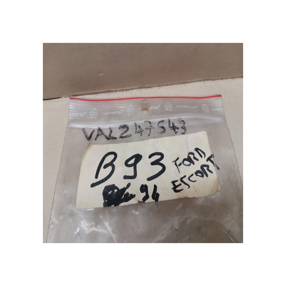 BOUCHON DE RESERVOIR CARBURANT FORD ESCORT REF 247543