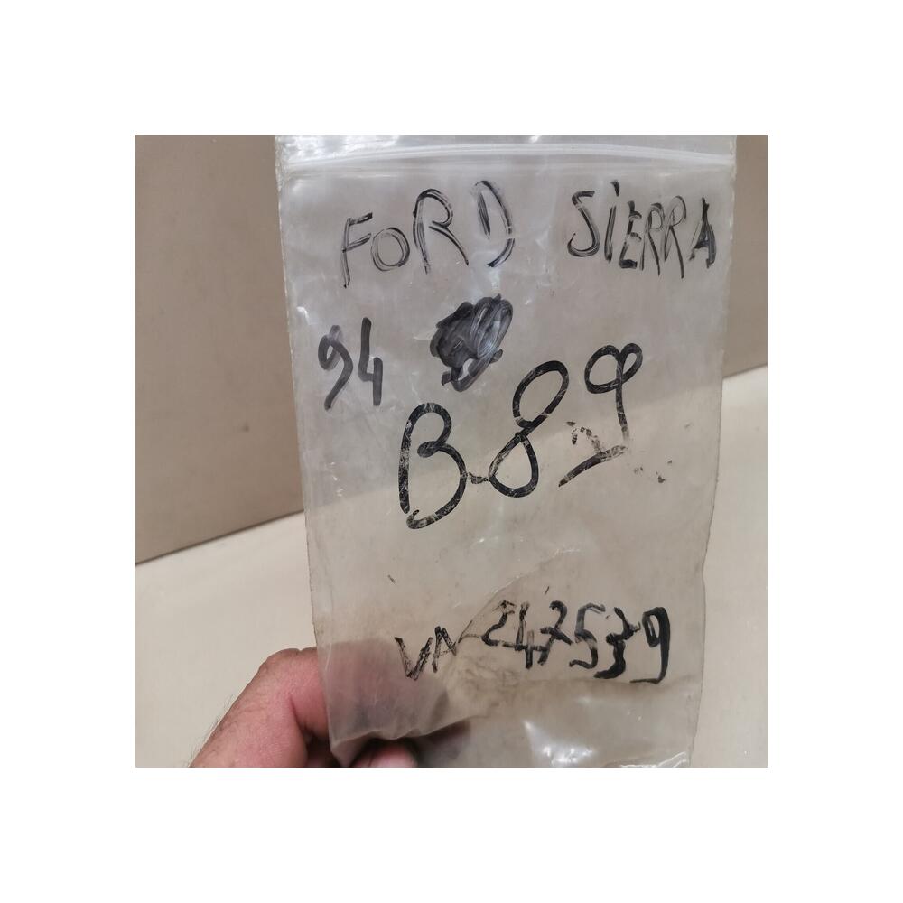 BOUCHON DE RESERVOIR CARBURANT FORD SIERRA MK1 REF 247539