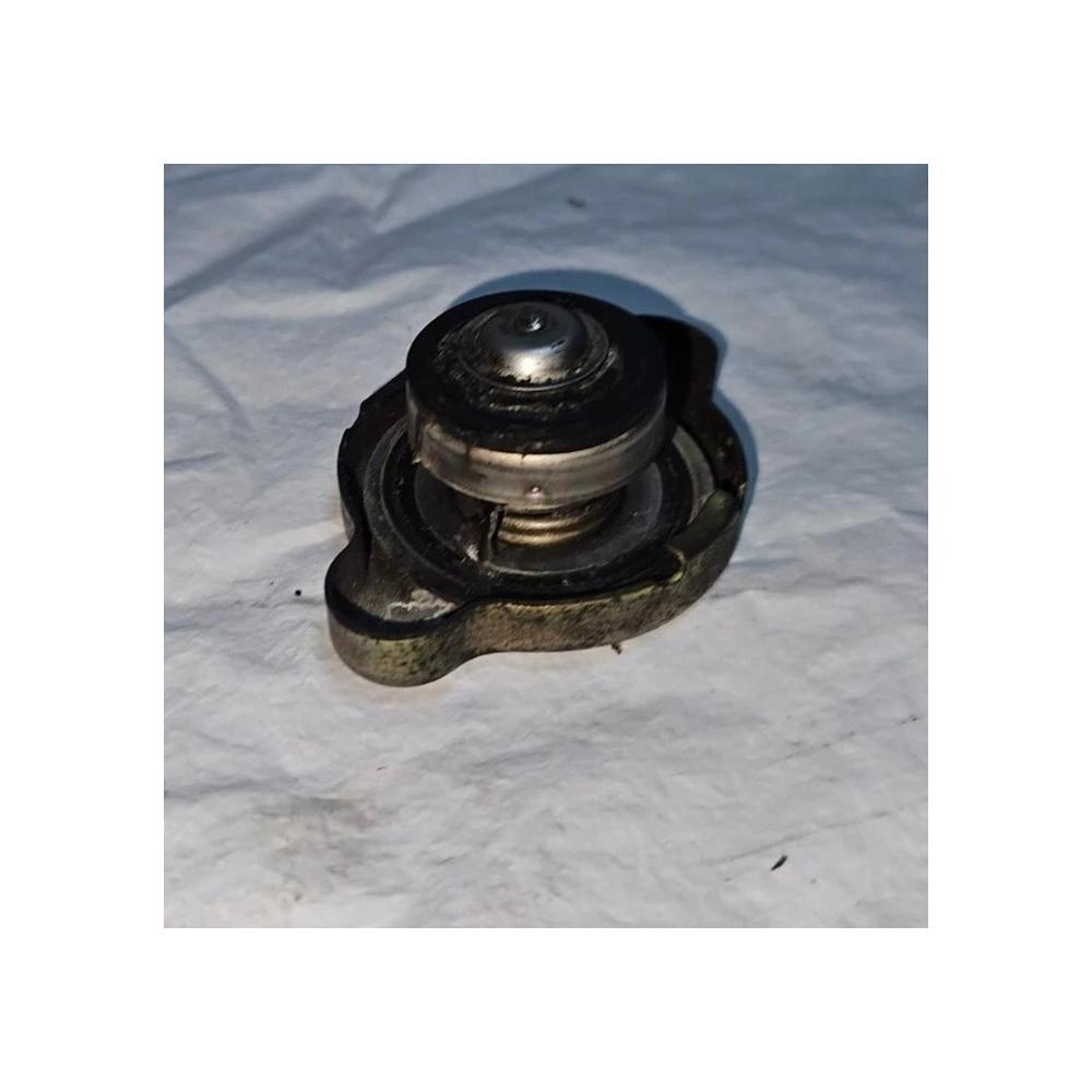 BOUCHON REFROIDISSEMENT HONDA FJS SILVERWING 400 2008