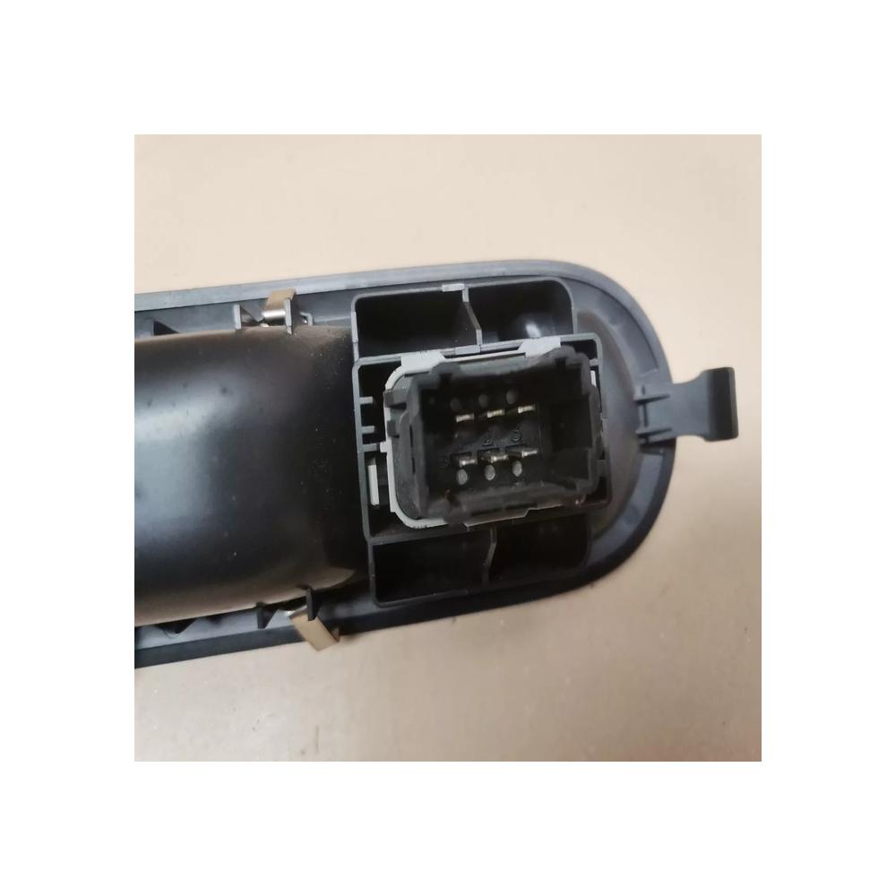 BOUTON COMMANDE LEVE VITRE AVANT DROIT PASSAGER RENAULT CLIO 3 TWINGO 2