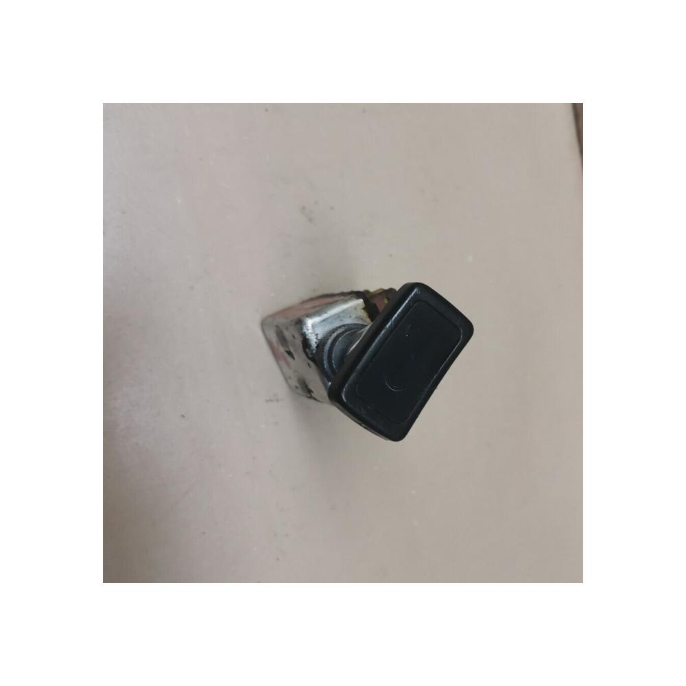 BOUTON   HANOMAG  MAN MERCEDES 206 306 D