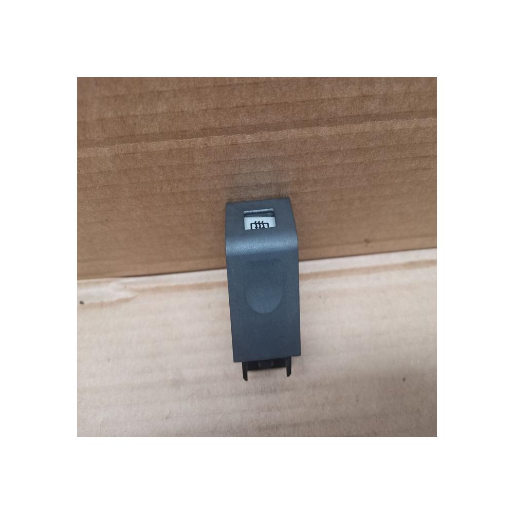 bouton interrupteur de désembuage  dégivrage lunette arriere Renault super 5