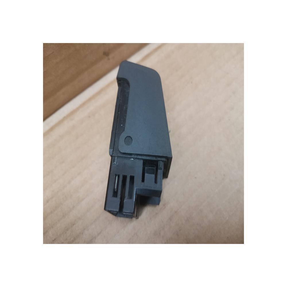 bouton interrupteur de désembuage  dégivrage lunette arriere Renault super 5