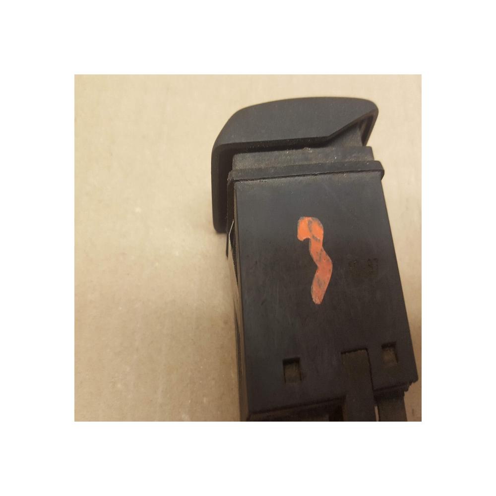 Bouton warning feu de detresse Volkswagen Golf 2