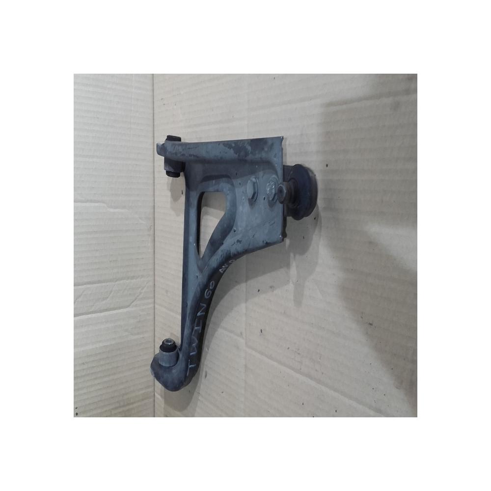 Bras triangle inferieur droit passager Renault Twingo de 93 A 07