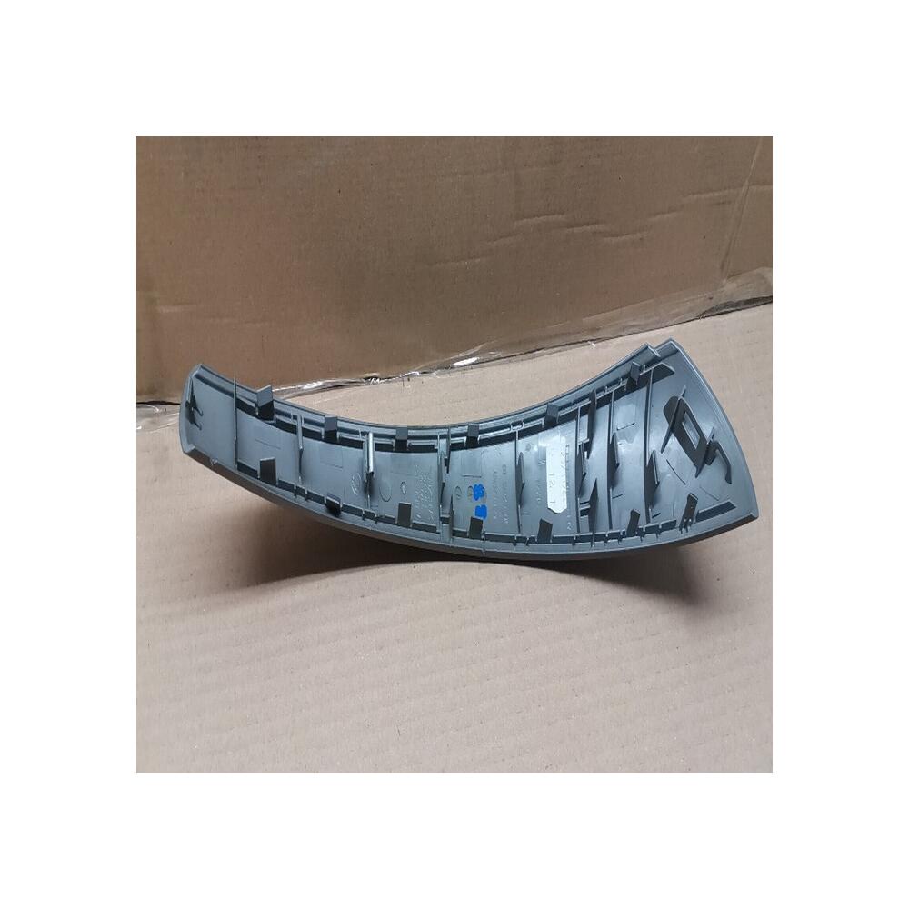 CACHE poignee porte interieur coté droit BMW SERIE 1 E87 ref 7147108