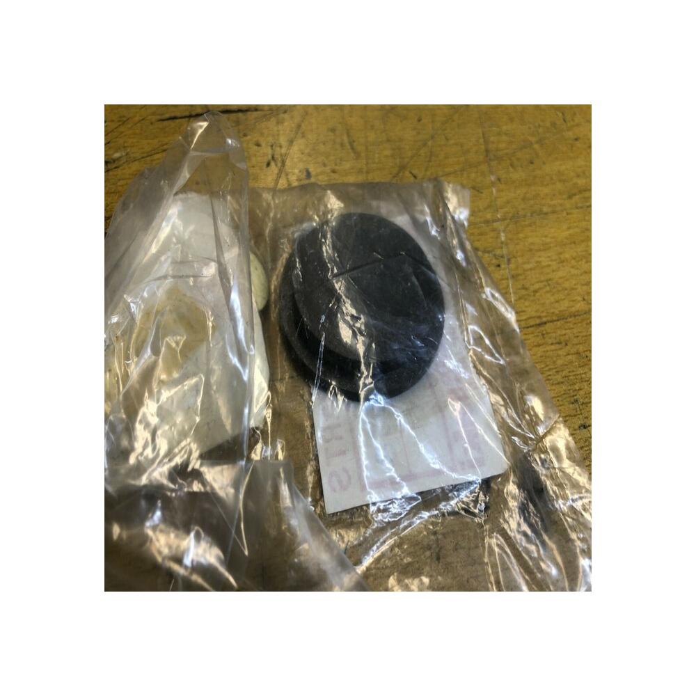 cache poussière plaquette kawasaki 43050-1058 zx 750 a1 a2 z 1000 r1 1984 ex 305