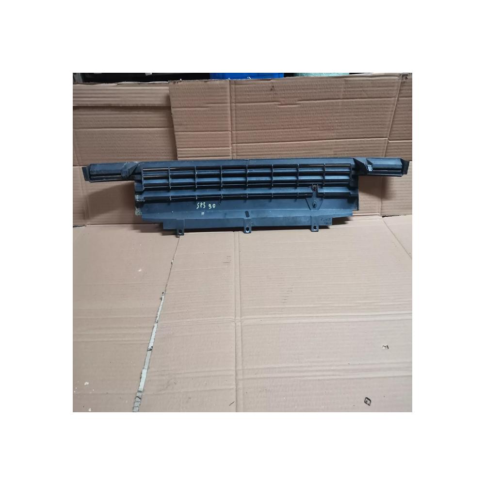 CALANDRE AVANT RENAULT SUPER 5 REF 7700777015