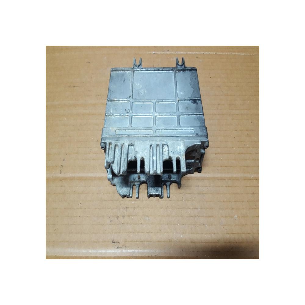 Calculateur Bosch 0261203546 441.0.4046-023.6 Skoda Felicia