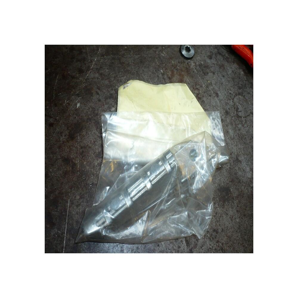 cale pied origine arriere gauche  peugeot  xp6 50 XPS 125 CT 754385