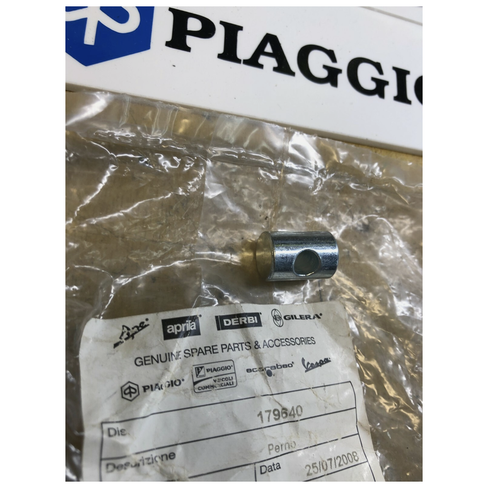 1 pivot pin câble frein Aprilia Derbi Gilera Piaggio Vespa 179640 266033