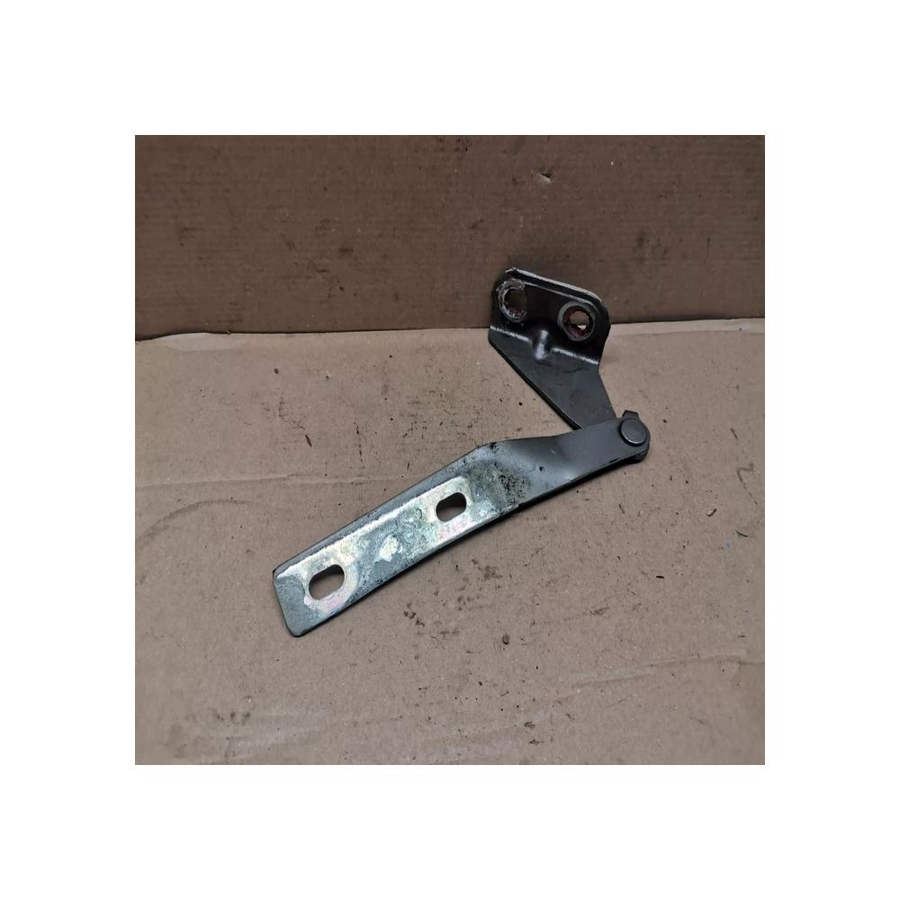 CHARNIERE CAPOT AVANT GAUCHE RENAULT 19 R19