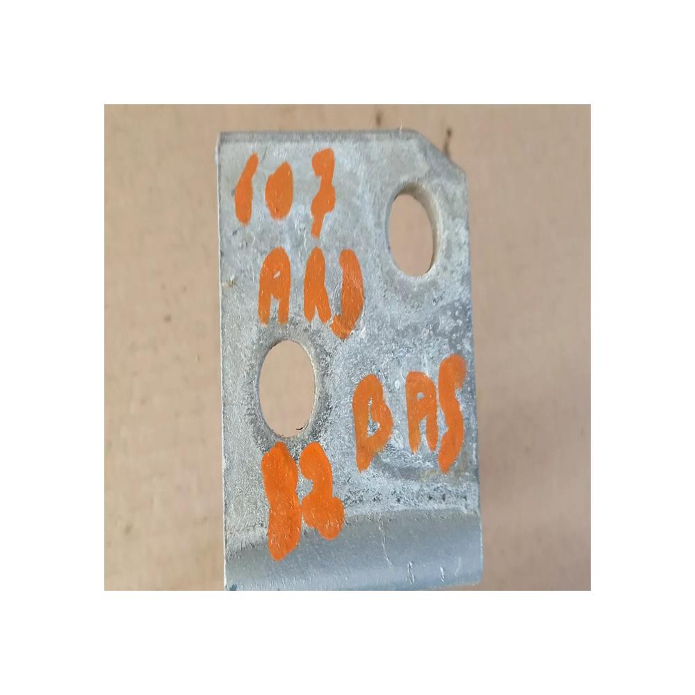 charniere de porte arriere droit bas PEUGEOT 607