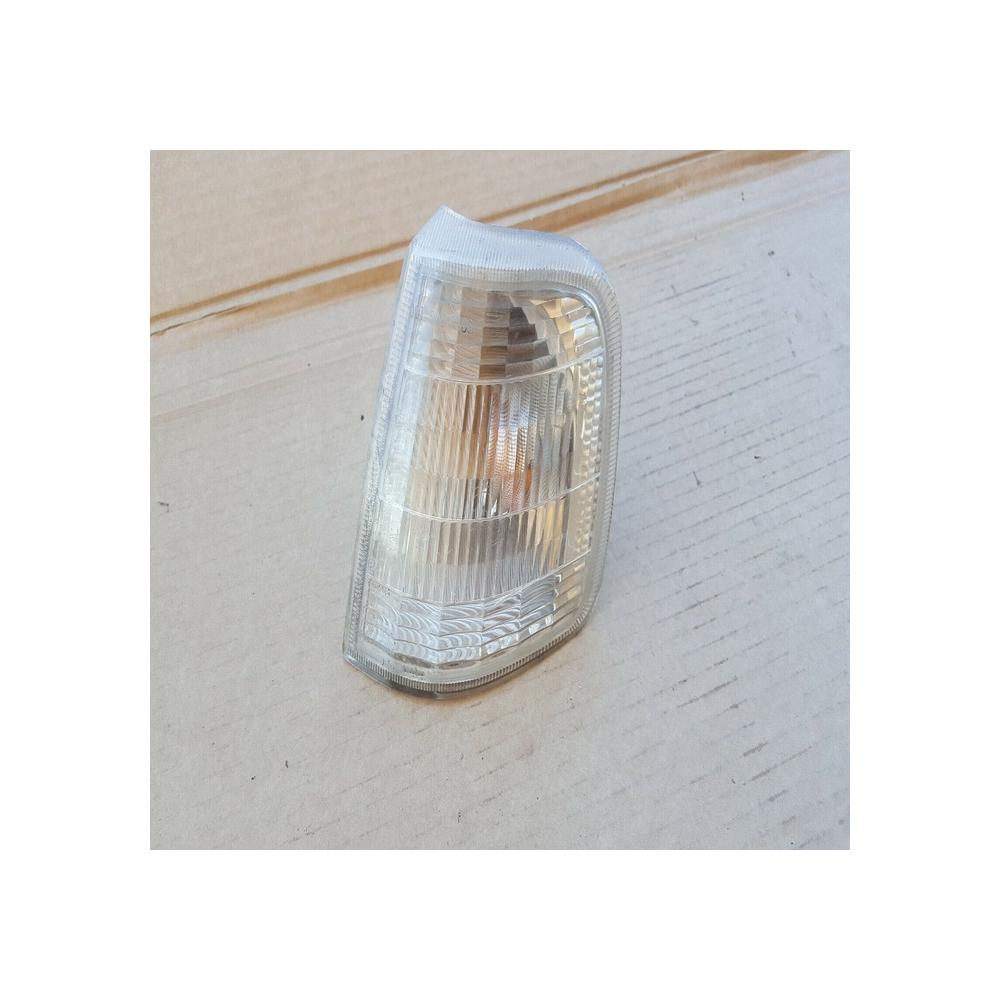 CLIGNOTANT GAUCHE CONDUCTEUR PEUGEOT  405 signalvision  10840