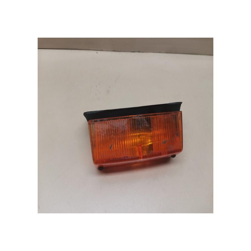 CLIGNOTANT LATERAL  MERCEDES HANOMAG  MAN MERCEDES 206 306 D 22796R6