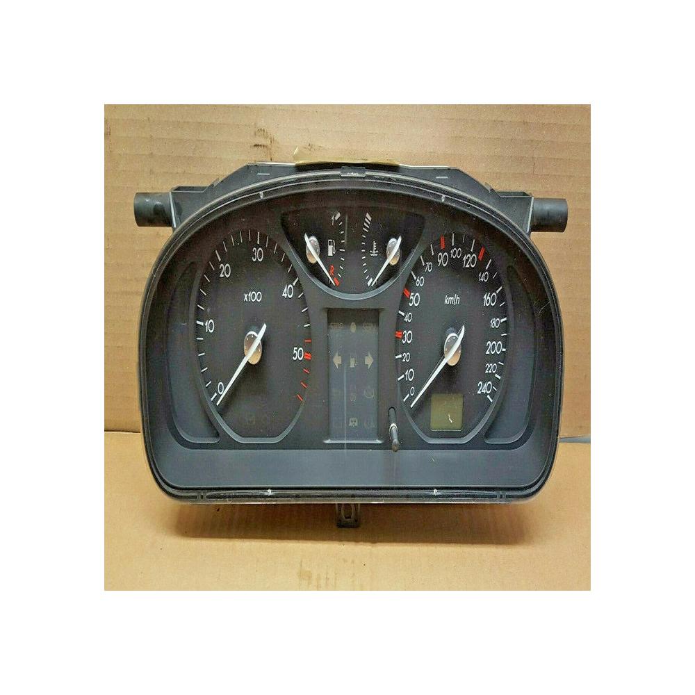 Compteur de vitesse Renault Laguna 2 1.9 DCI  ref 8200002216