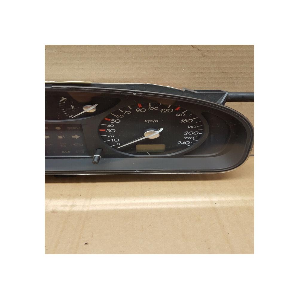Compteur de vitesse Renault Laguna 2 1.9 DCI  ref 8200002216