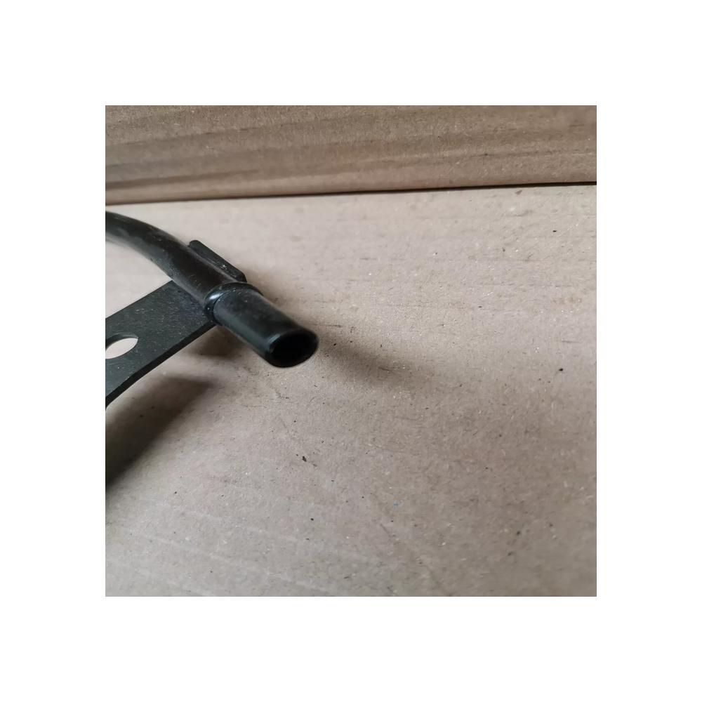 CONDUITE TUBE JAUGE NIVEAU D'HUILE VOLKSWAGEN GOLF 4 1.4 16 V REF 036115629E