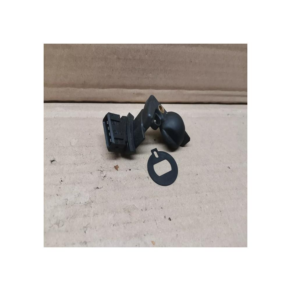 CONNECTION PRISE CONNECTIQUE  INJECTEUR VOLKSWAGEN GOLF 3 JETTA 032133029