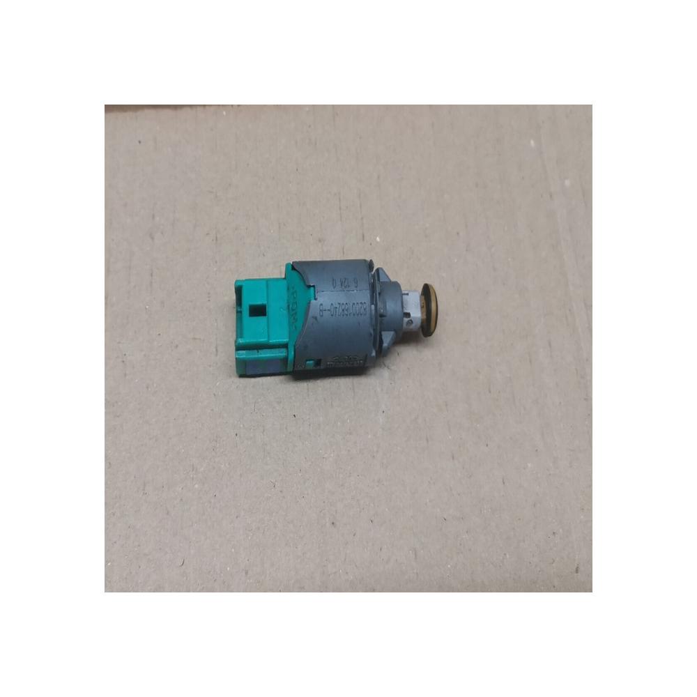 Contacteur feu stop RENAULT SCENIC 3 MEGANE 3 8200168240