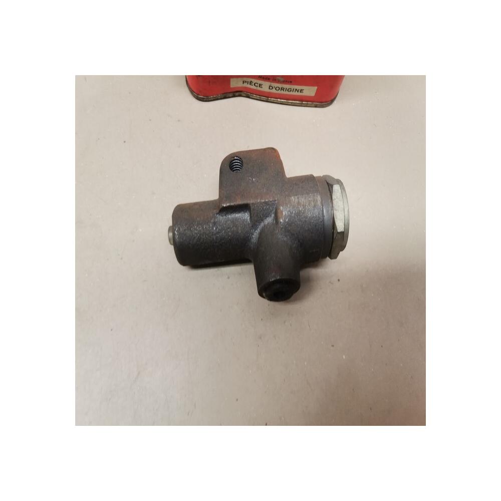 correcteur repartiteur freinage Renault4 R4 R8 R10 4L Caravelle Floride A110