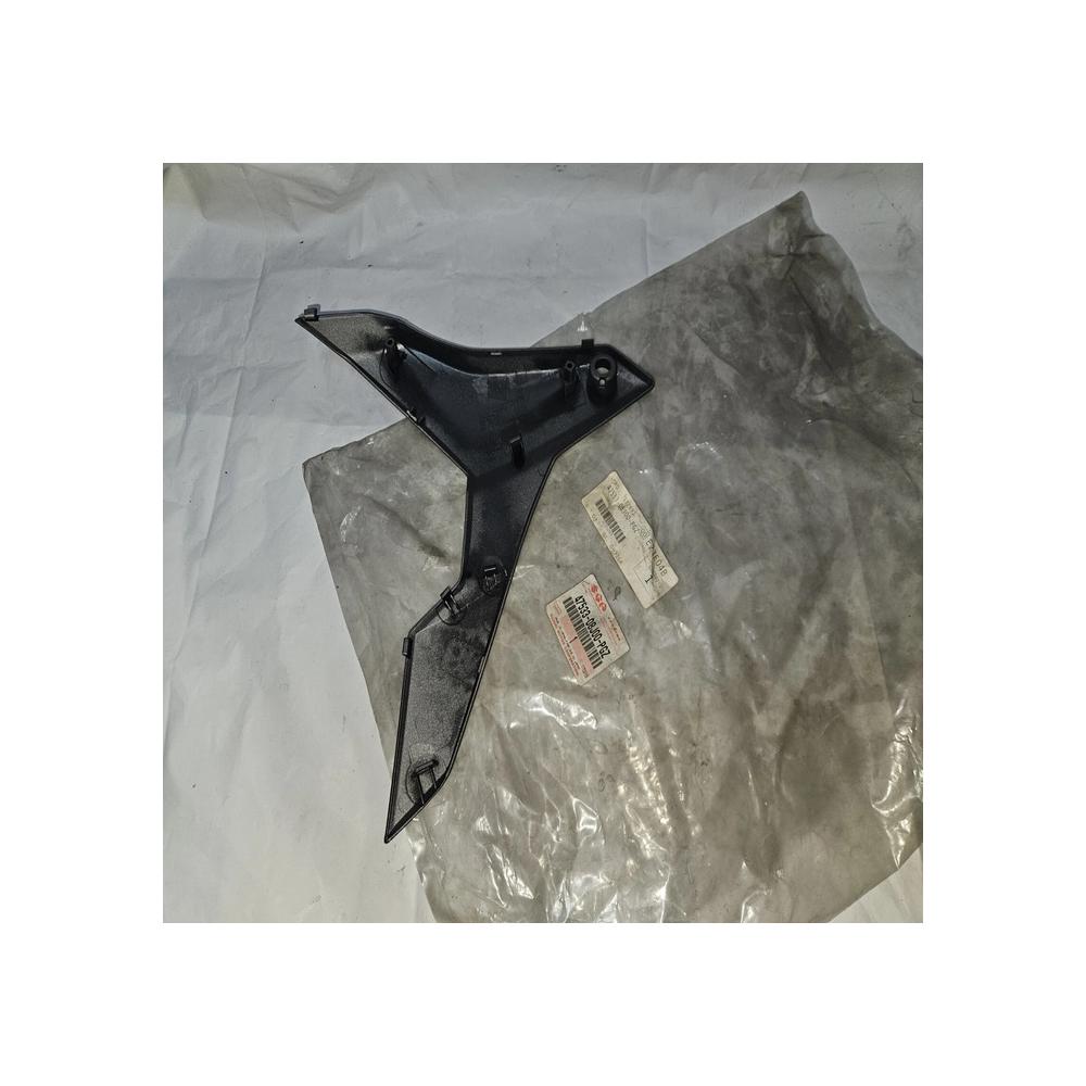 COUVERCLE CARENAGE PIECE NEUVE ORIGINE 47533-08J00-PGZ SUZUKI GSR 750