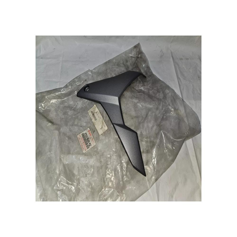 COUVERCLE CARENAGE PIECE NEUVE ORIGINE 47533-08J00-PGZ SUZUKI GSR 750