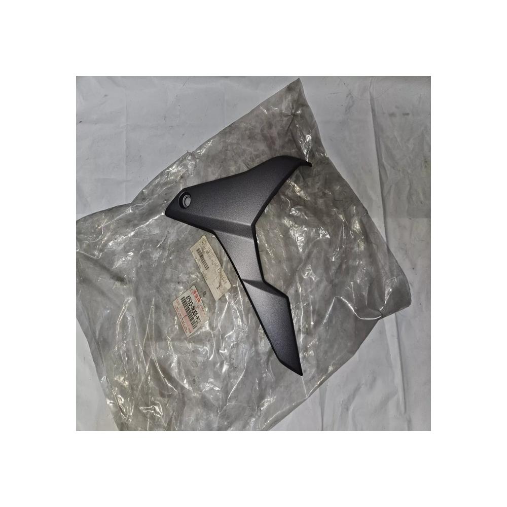 COUVERCLE CARENAGE PIECE NEUVE ORIGINE 47533-08J00-PGZ SUZUKI GSR 750