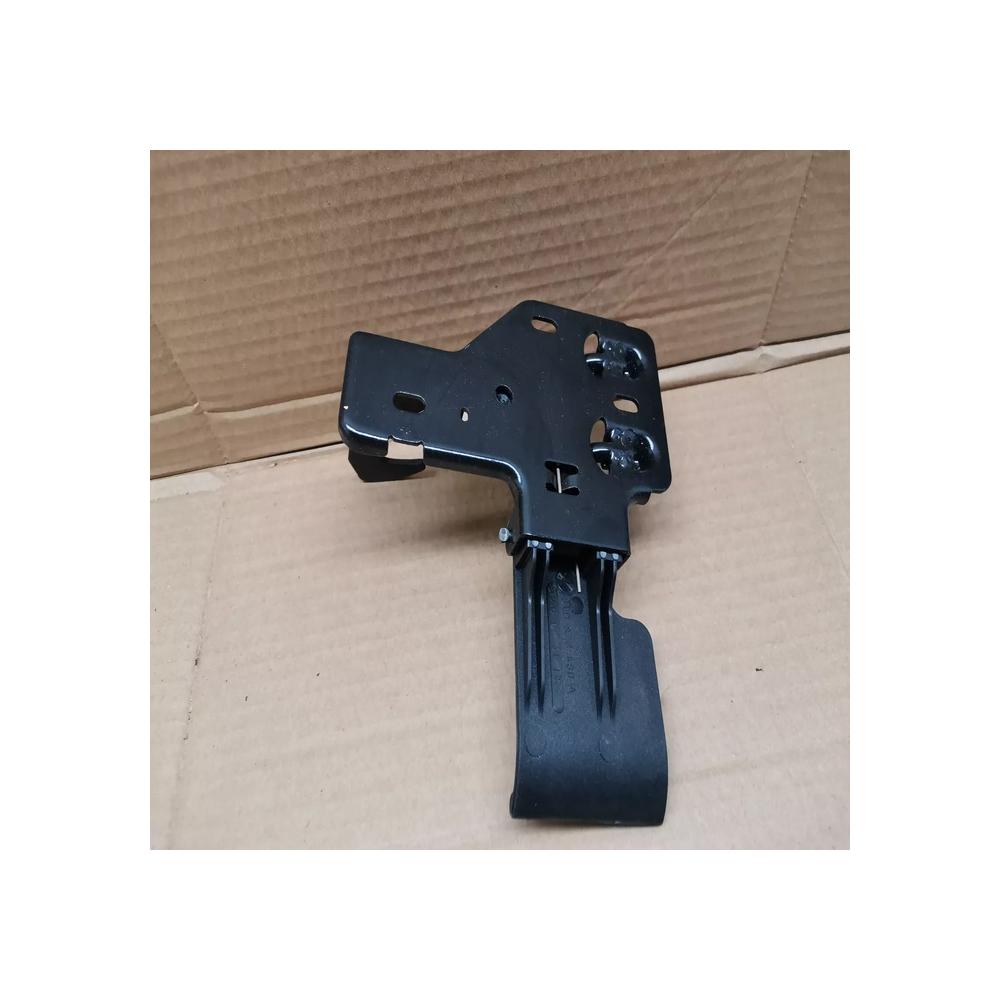 CROCHET D'OUVERTURE CAPOT MOTEUR SEAT IBIZA IV 6L REF 6L0823480A