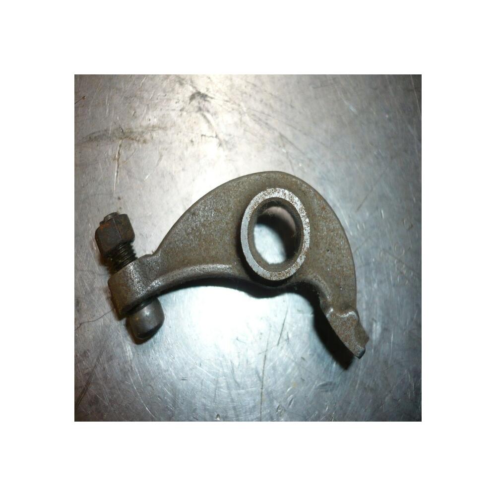 culbuteur soupape PIAGGIO vespa et4 zip liberty fly 4t 50 100 9692695