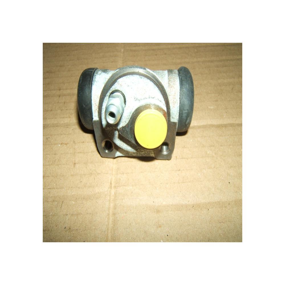 cylindre de Roue AR droit RENAULT 19 R19