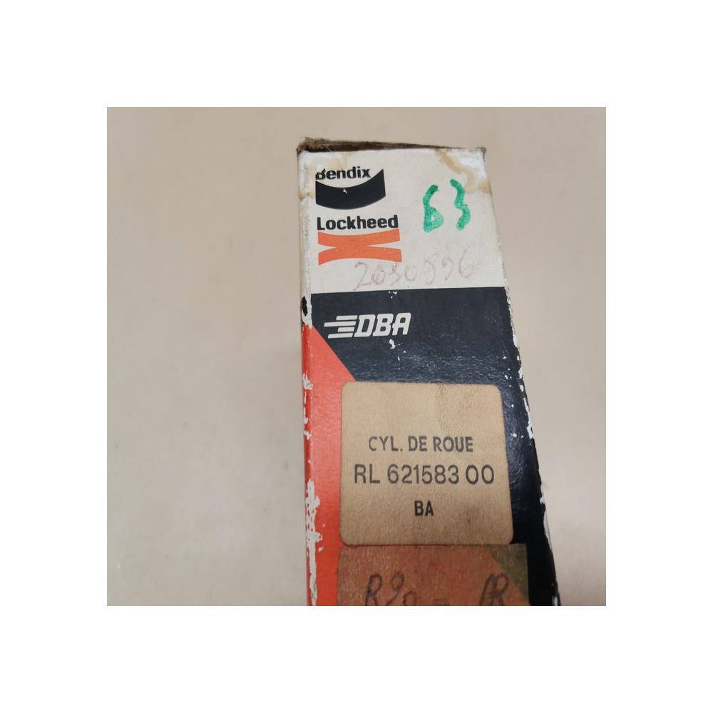 Cylindre de roue ARRIERE GAUCHE RENAULT 20 30 R20 R25 R30