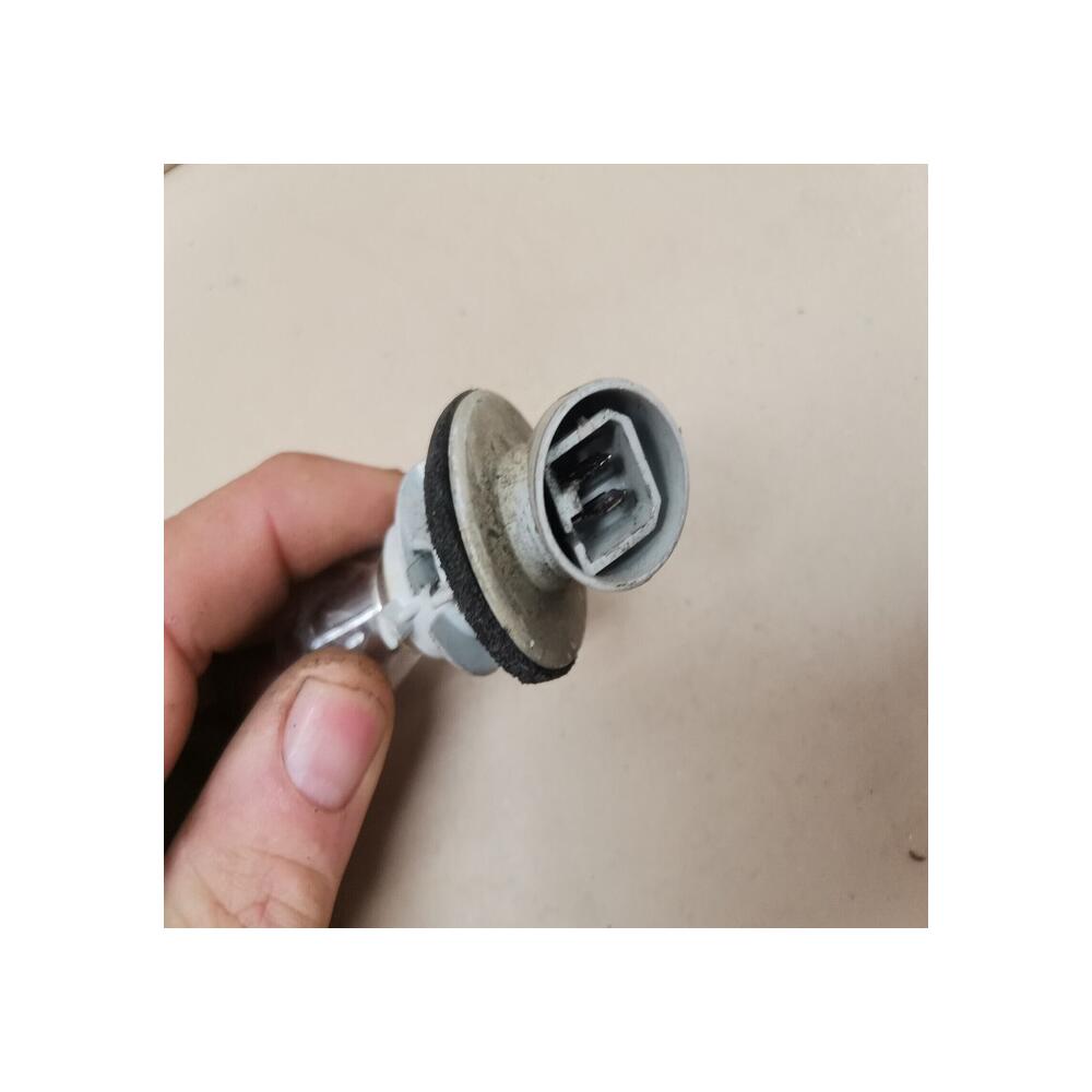 Douille porte ampoule clignotant avant CITROEN AX
