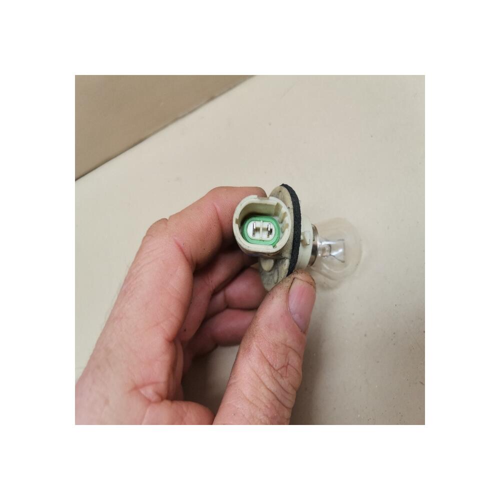 Douille porte ampoule clignotant pour renault clio 1 phase 1