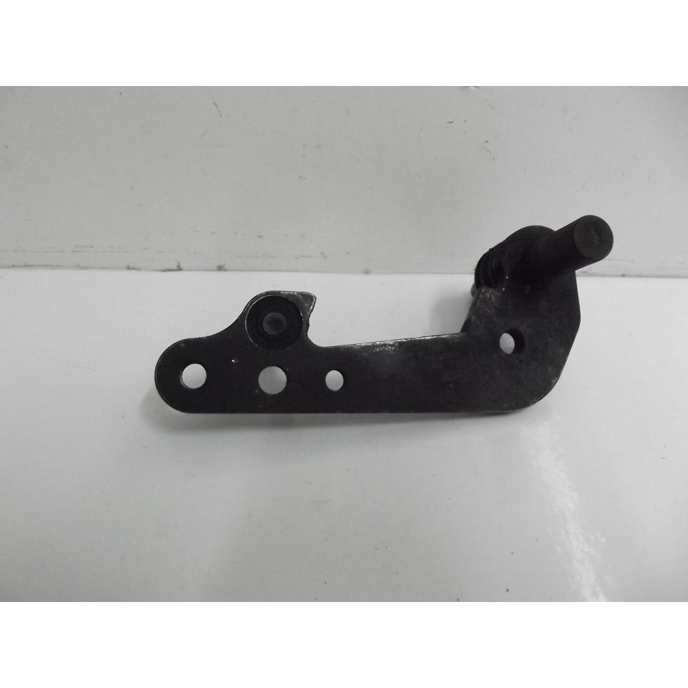 support d'étrier avant SUZUKI DR 750 1988-1989